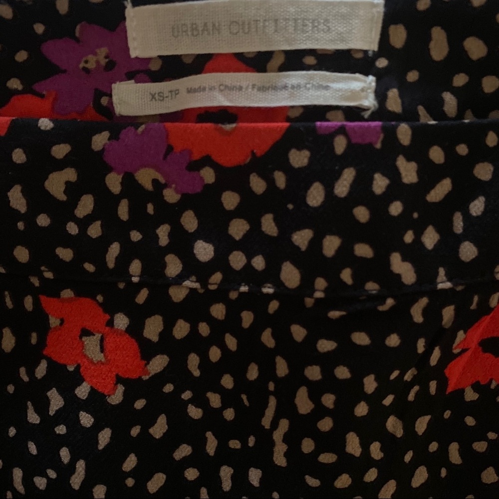 Urban outfitters mini skirt - Picture 3 of 4
